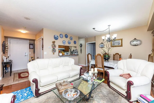 Additional image 17 of 2088 Lawrence Ave Unit 612