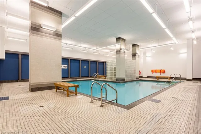 Additional image 20 of 725 King St Unit 901