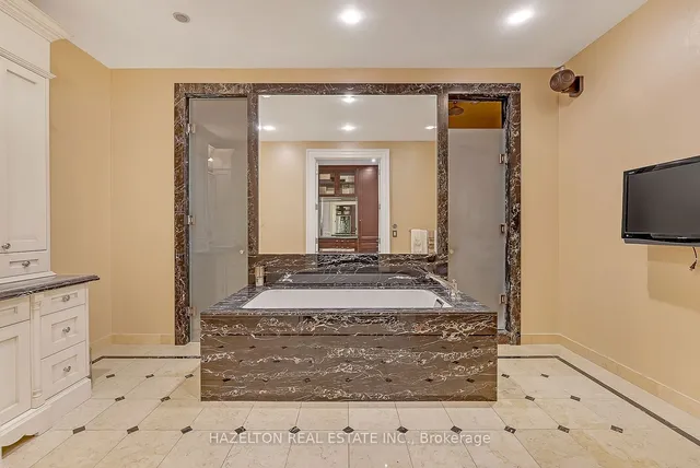 Additional image 25 of 118 Yorkville Ave Unit 601