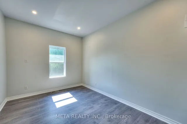 Additional image 26 of 35 Duncombe Blvd