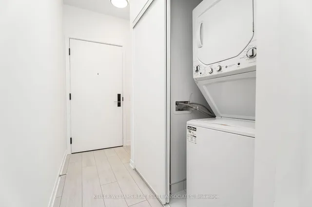 Additional image 17 of 270 Dufferin St Unit 919