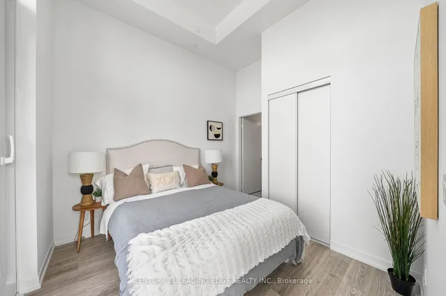 Additional image 13 of 2020 Bathurst St Unit 1001