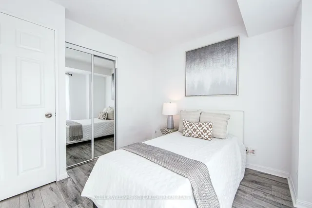 Additional image 17 of 11 Lee Centre Dr Unit 703