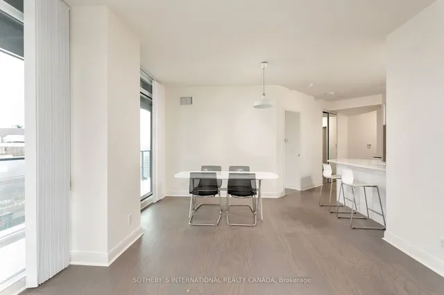 Additional image 3 of 825 Church St Unit 1709