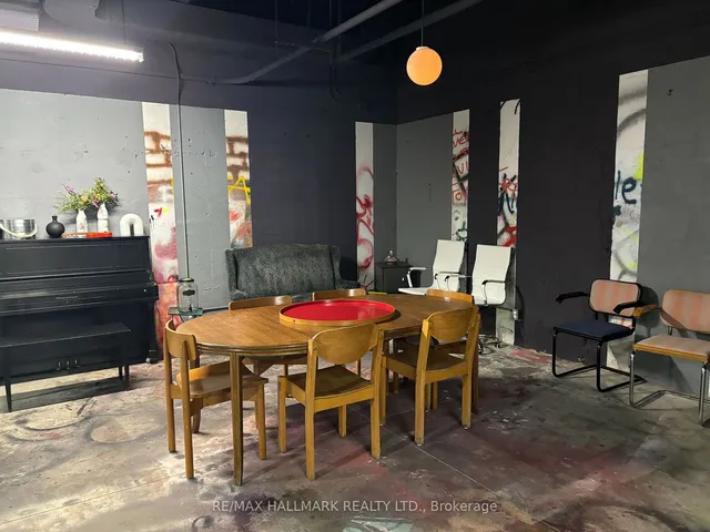 Additional image 31 of 43 Hanna Ave Unit 409