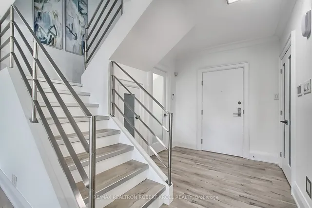 Additional image 5 of 55A Avenue Rd Unit 406