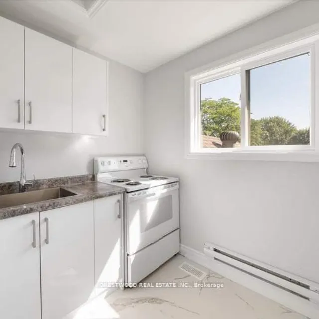 Additional image 20 of 26 Thirty Eighth St