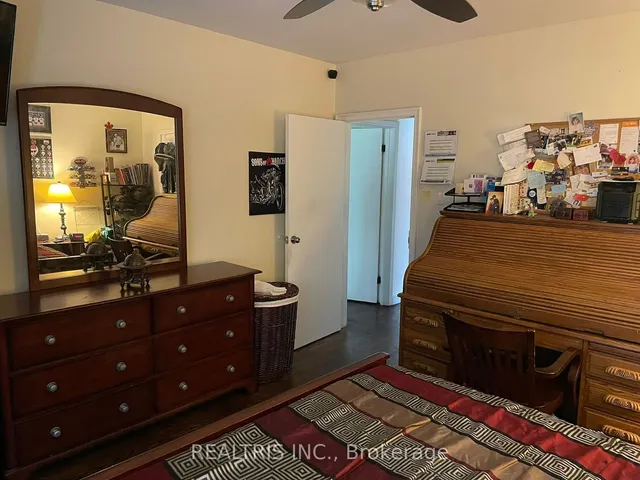 Additional image 14 of 18 Muskoka Ave