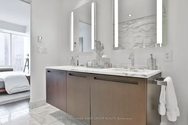 Additional image 18 of 180 University Ave Unit 4707