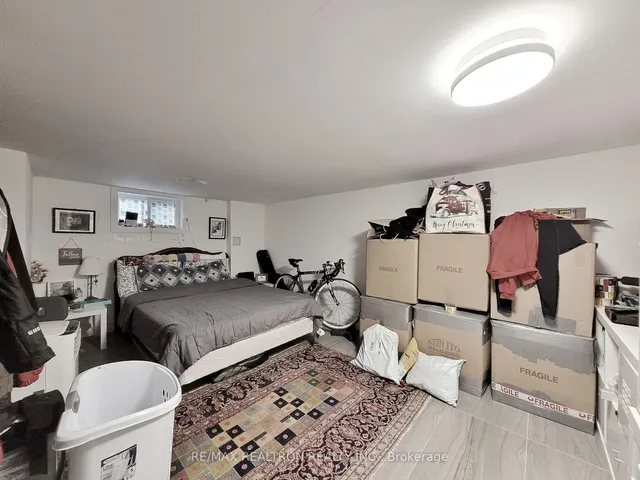 Additional image 30 of 185 Steeles Ave