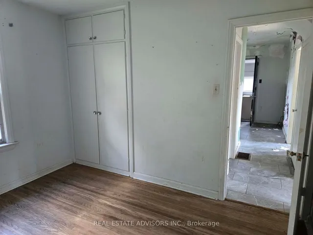 Additional image 17 of 46 Devondale Ave