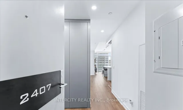 Additional image 10 of 33 Helendale Ave Unit 2407