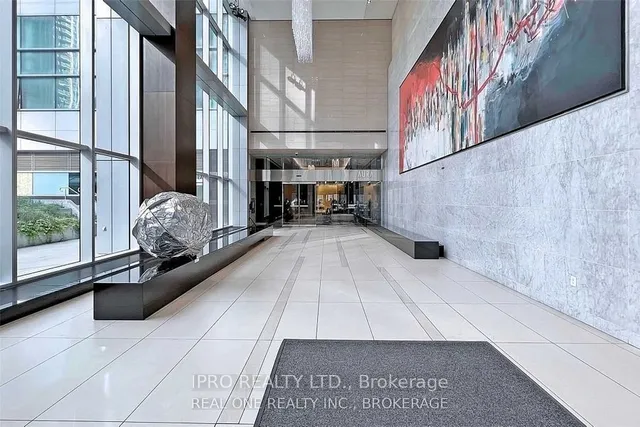 Additional image 3 of 386 Yonge St Unit 708