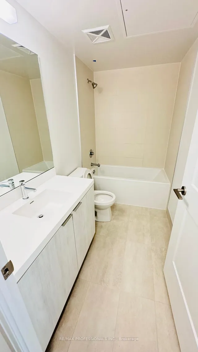 Additional image 12 of 28 Widmer St Unit 4321