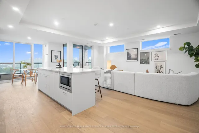 Additional image 7 of 285 Avenue Rd Unit 801