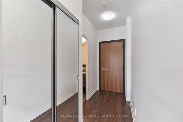 Additional image 9 of 500 Sherbourne St Unit 907