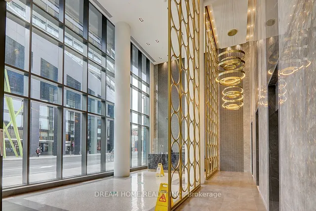 Additional image 25 of 330 Richmond St Unit 1717