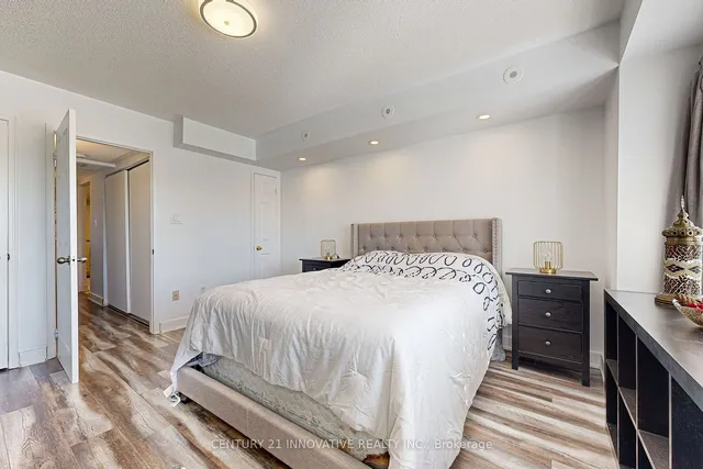 Additional image 18 of 200 Mclevin Ave Unit 6