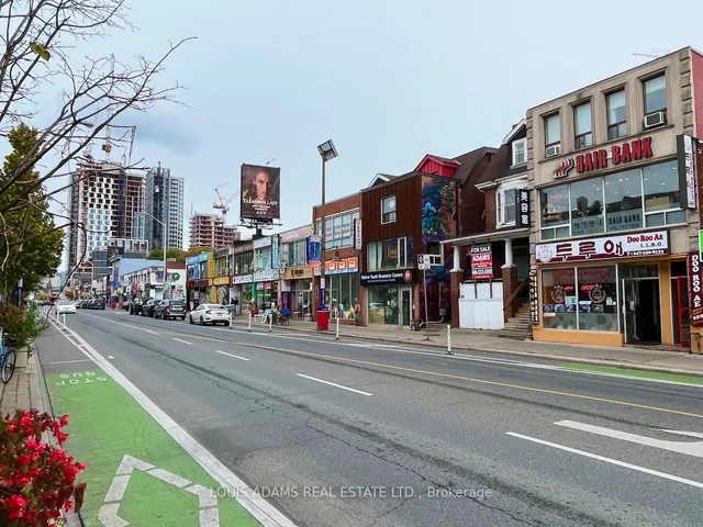 Additional image 5 of 657 Bloor St