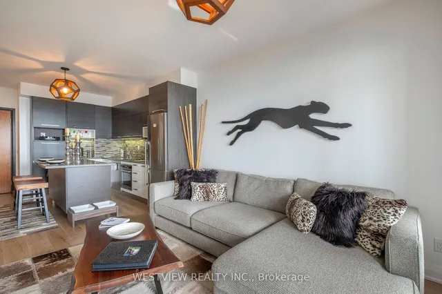 Additional image 13 of 36 Park Lawn Rd Unit 4102