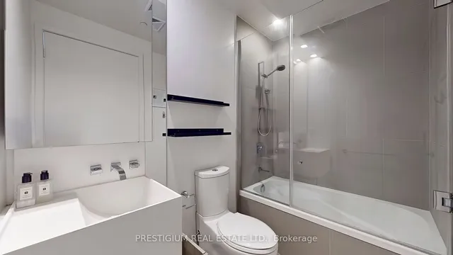 Additional image 16 of 1 Bloor St Unit 4204