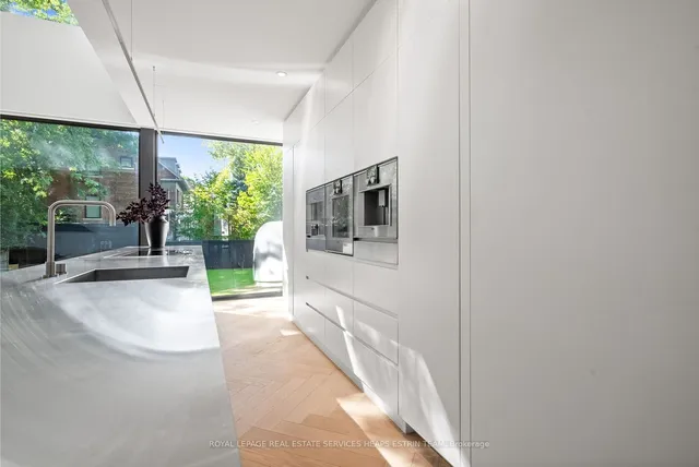 Additional image 12 of 199 Balmoral Ave