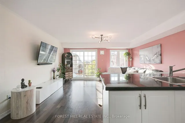 Additional image 9 of 141 Isaac Devins Blvd Unit 6