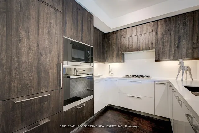 Additional image 16 of 3 Southvale Dr Unit 401