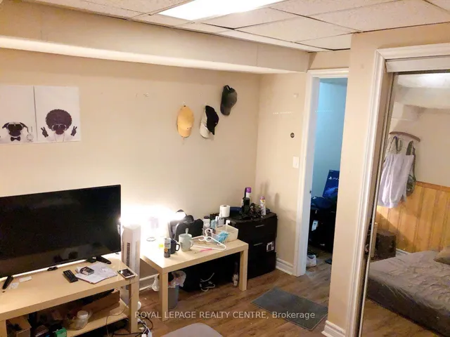 Additional image 32 of 14 Shady Glen Rd