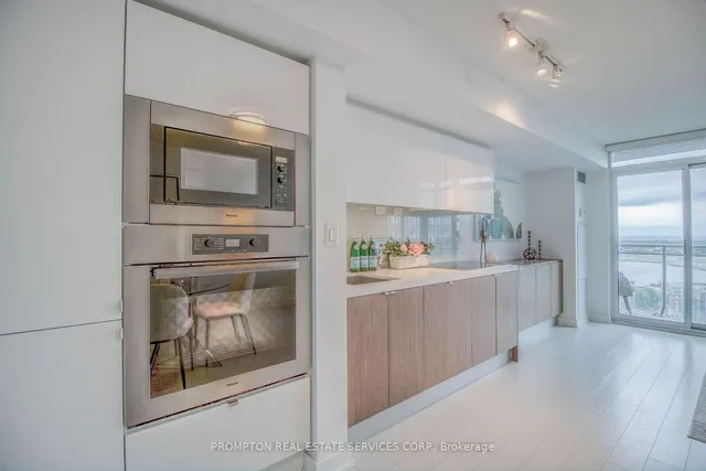 Additional image 12 of 21 Iceboat Terr Unit 2608