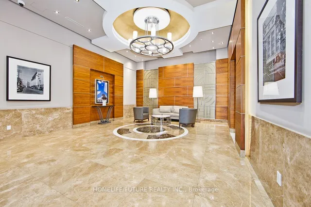 Additional image 4 of 763 BAY St Unit 4211