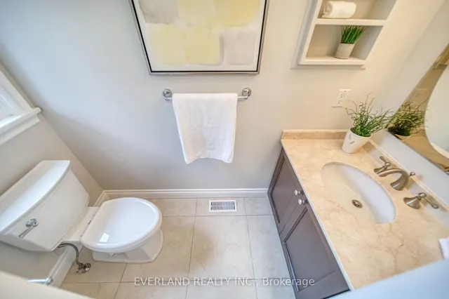 Additional image 22 of 8 Elliotwood Crt