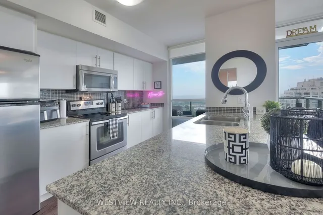 Additional image 15 of 2230 Lake Shore Blvd Unit 1502