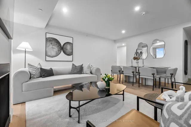 Additional image 4 of 285 Avenue Rd Unit 801