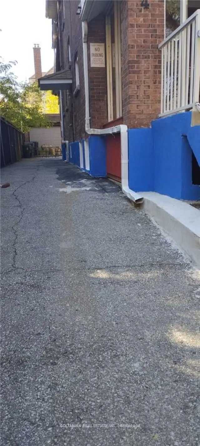 Additional image 20 of 4 Glenholme Ave