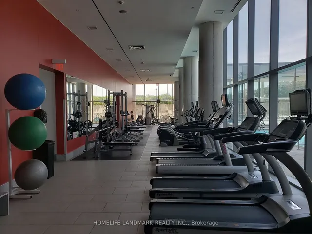 Additional image 8 of 105 The Queensway Unit 909