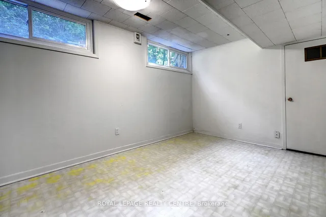 Additional image 35 of 8 Bell Royal Crt