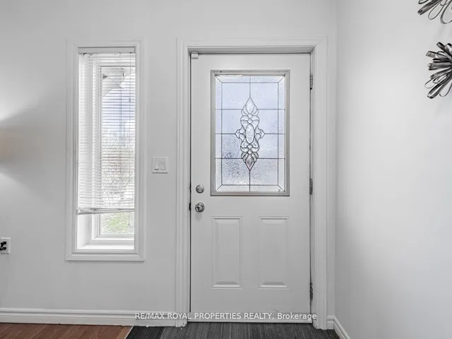 Additional image 3 of 32 St Dunstan Dr