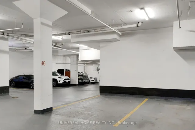 Additional image 20 of 25 Greenview Ave Unit TH43