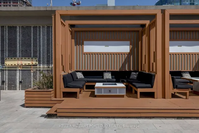 Additional image 21 of 300 Front St Unit 4403