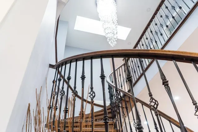 Additional image 13 of 721 Midland Ave