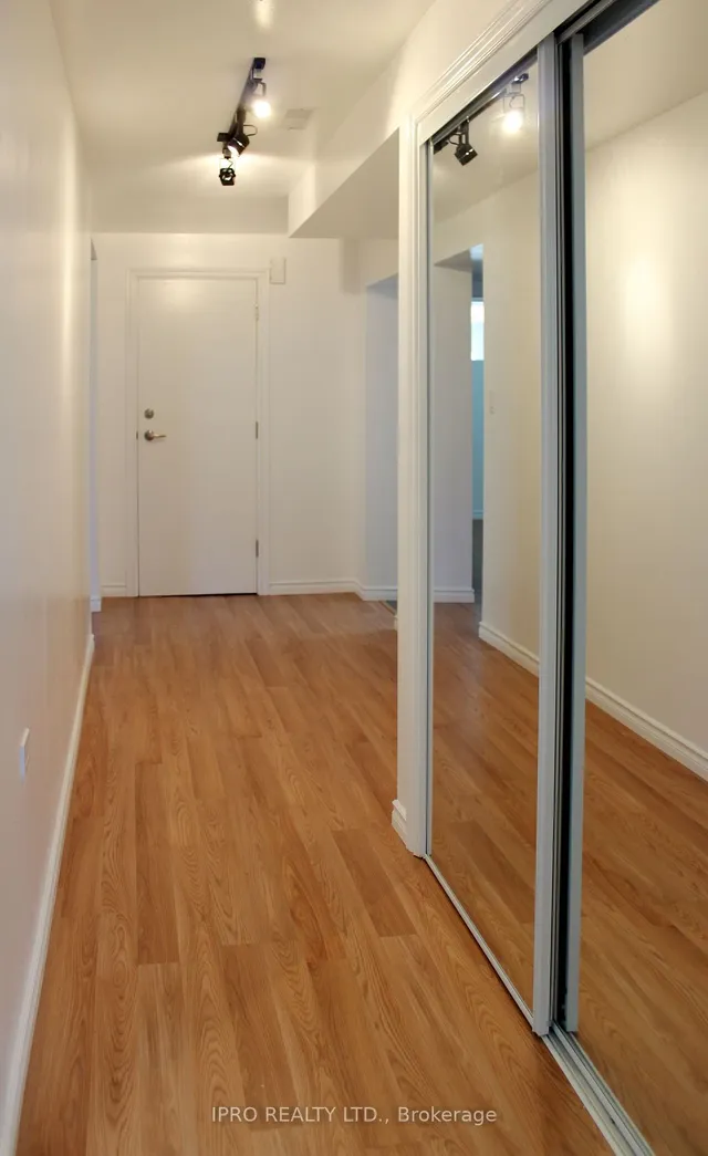 Additional image 20 of 246 Delta St