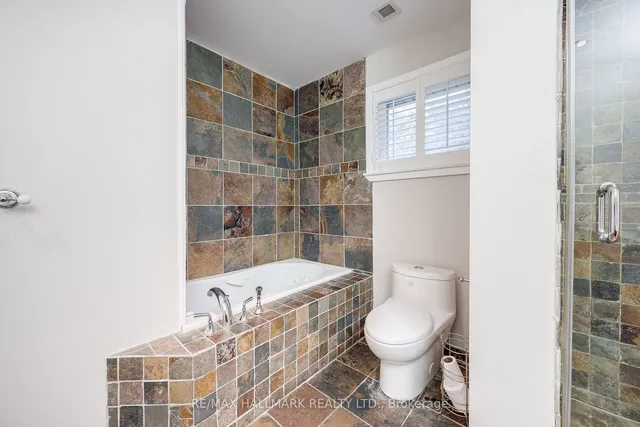 Additional image 30 of 59 Sandringham Dr