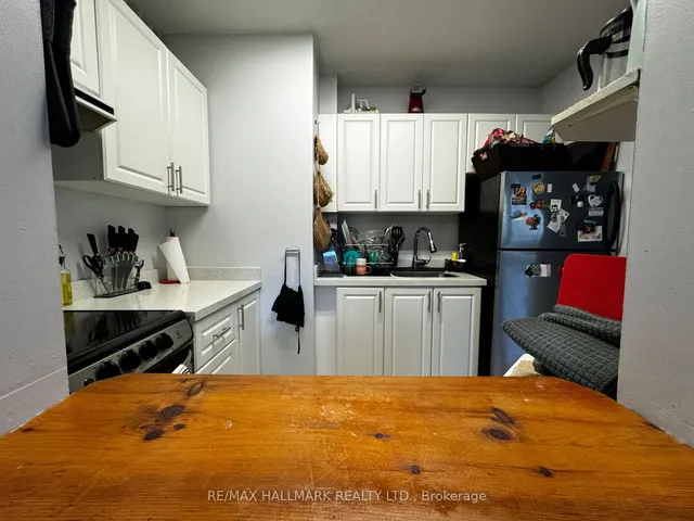 Additional image 15 of 114 Vaughan Rd Unit 303