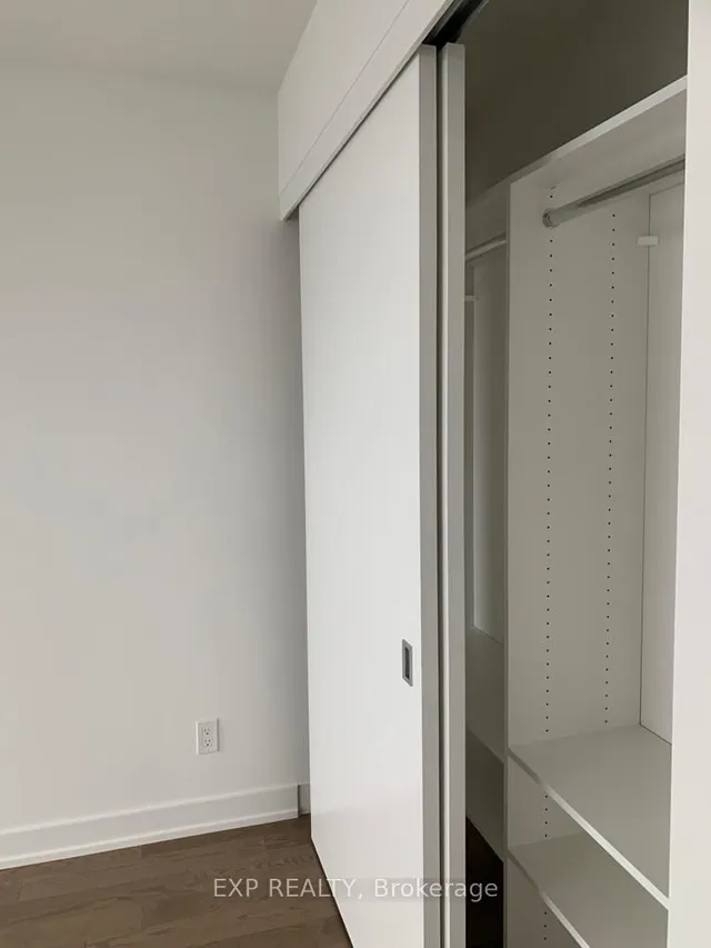 Additional image 7 of 20 Lombard St Unit 4011