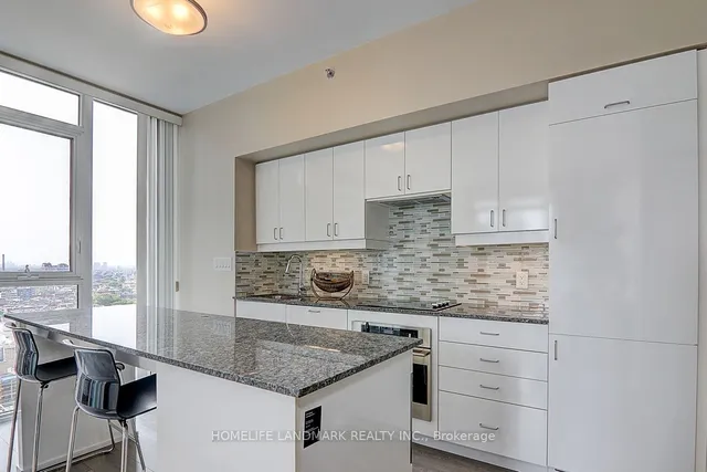 Additional image 21 of 426 university Ave Unit 2203