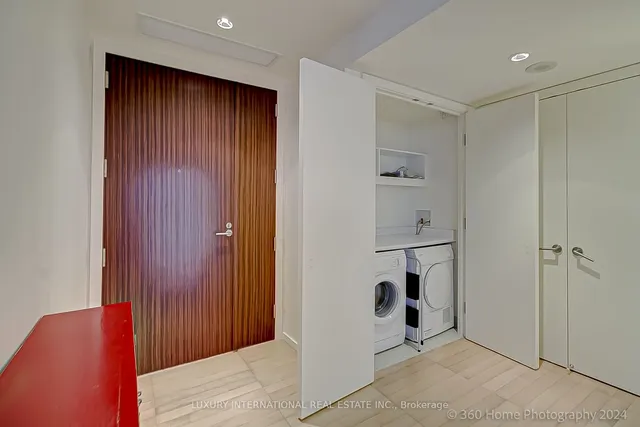 Additional image 10 of 180 University Ave Unit 2501