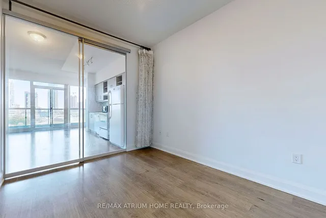 Additional image 21 of 160 Vanderhoof Ave Unit 1018