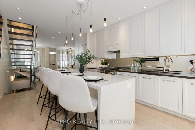 Additional image 13 of 15 Niagara St Unit 56