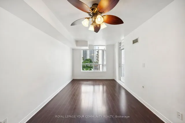 Additional image 16 of 225 Wellesley St Unit 407